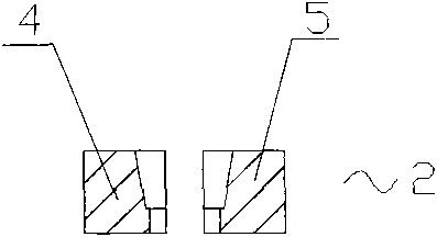 Hot die-pressing production technique of shackle and die thereof