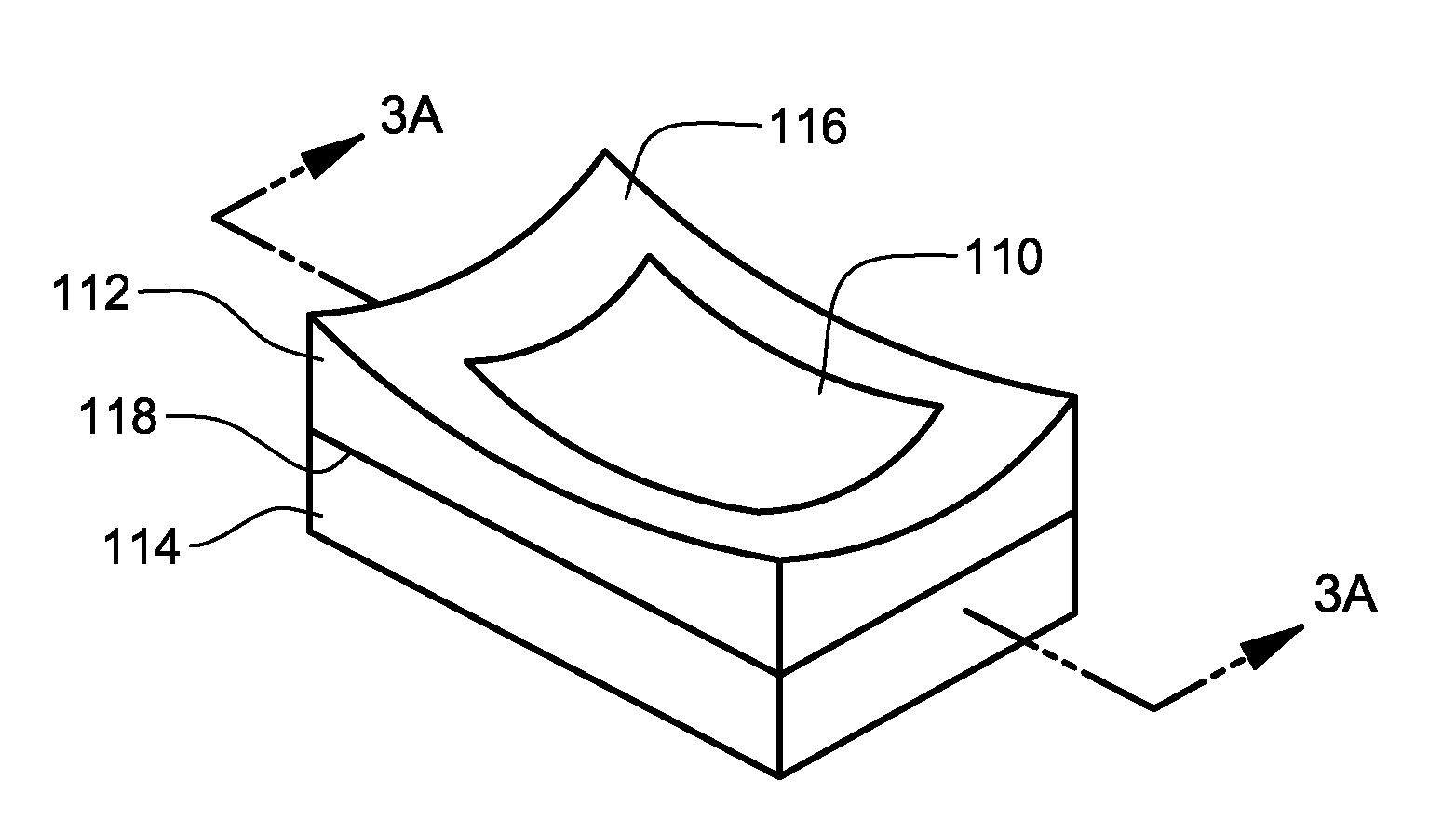 X-ray focusing optic having multiple layers with respective crystal orientations