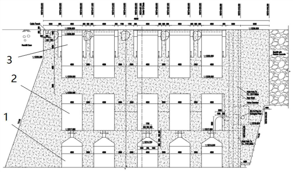 Anti-icing system for spillway gate of hydropower station