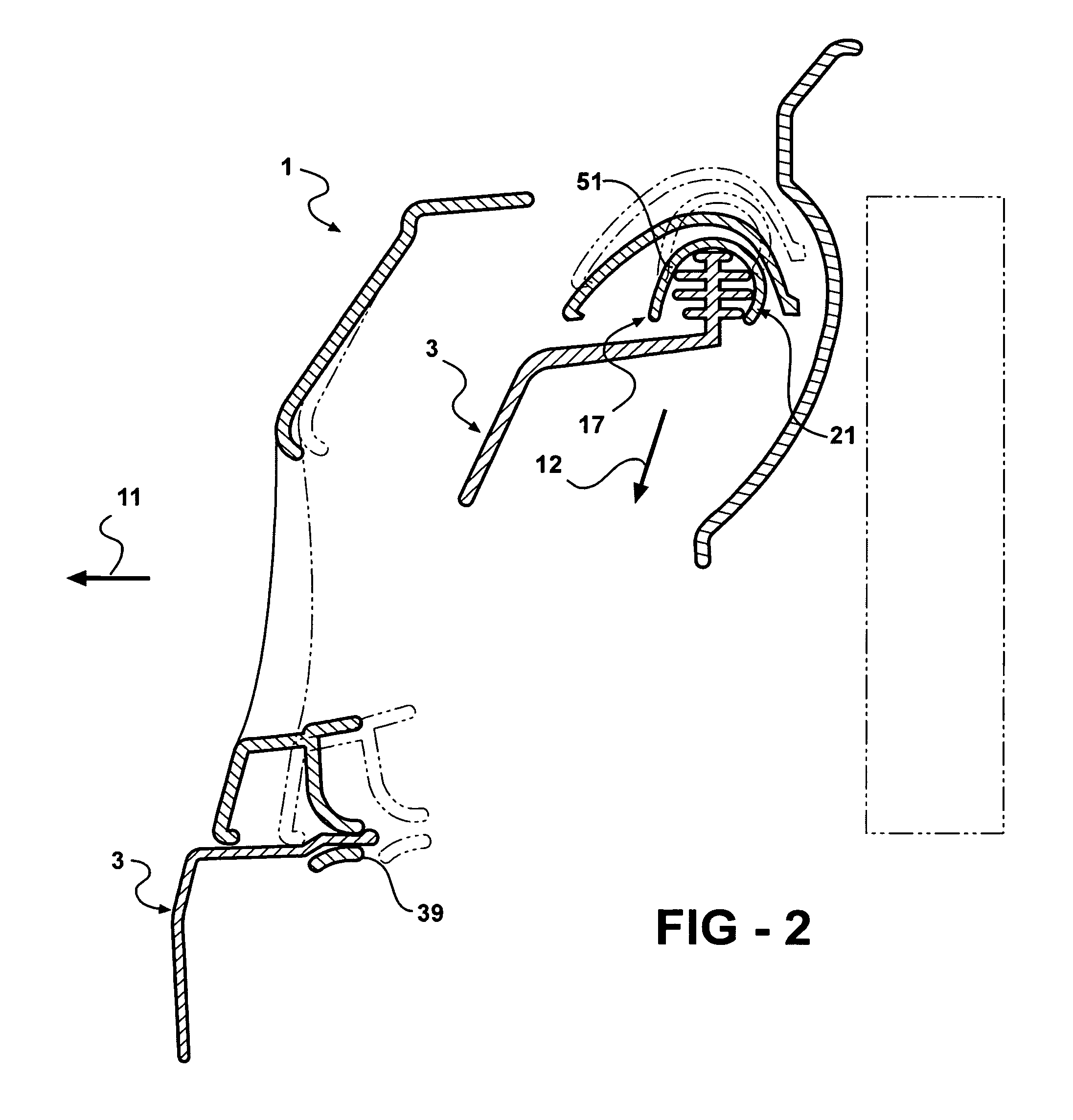 Mounting for a radiator casing in a motor vehicle