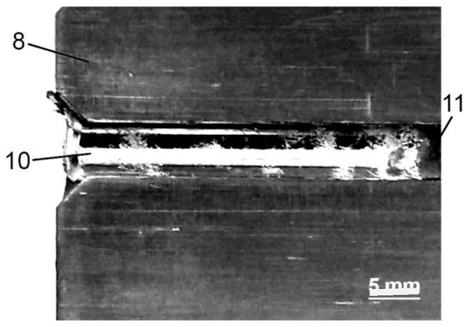 Preparation method and device of chopped carbon fiber reinforced amorphous composite material