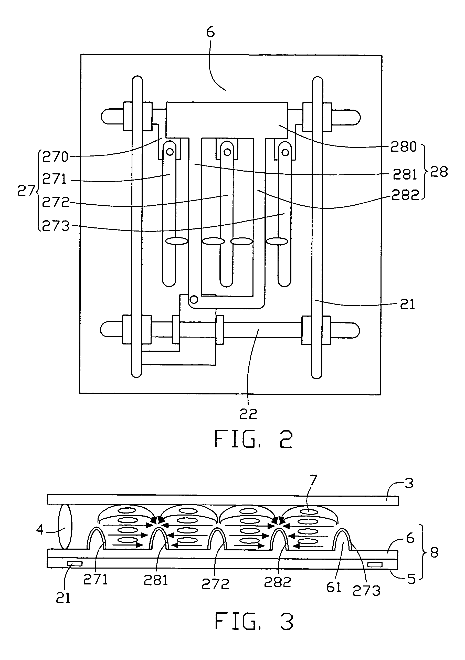 IPS type liquid crystal display with protrusive electrodes