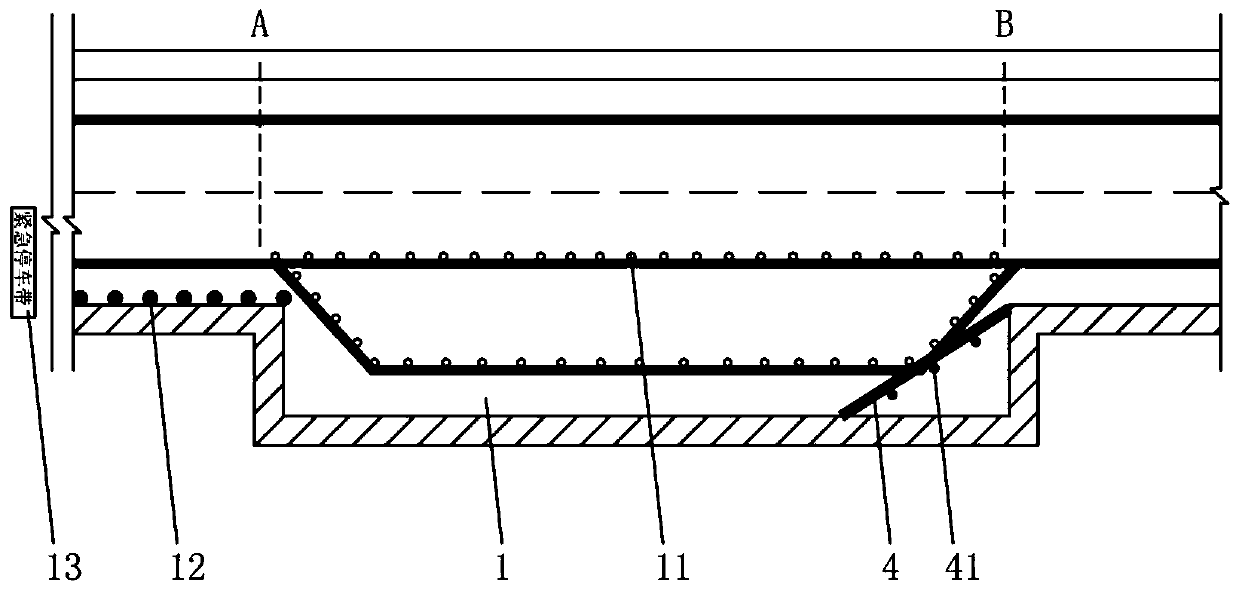 An expressway tunnel emergency parking with auxiliary facilities