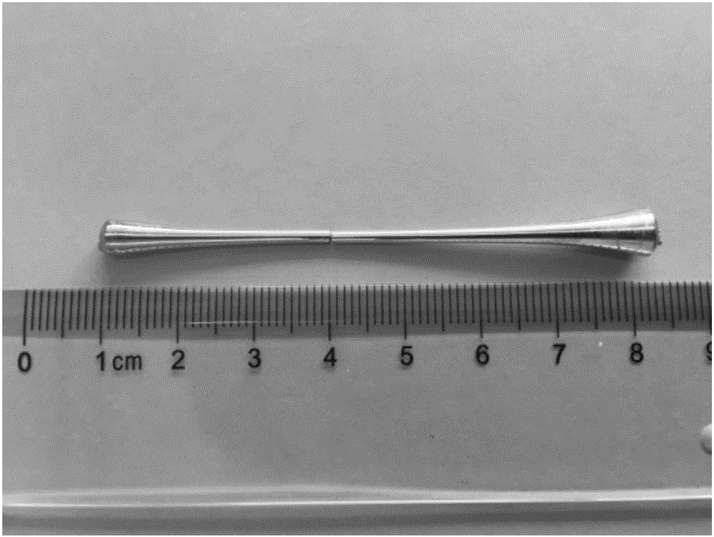 Preparation method of dumbbell-shaped iron base block metal glass sample