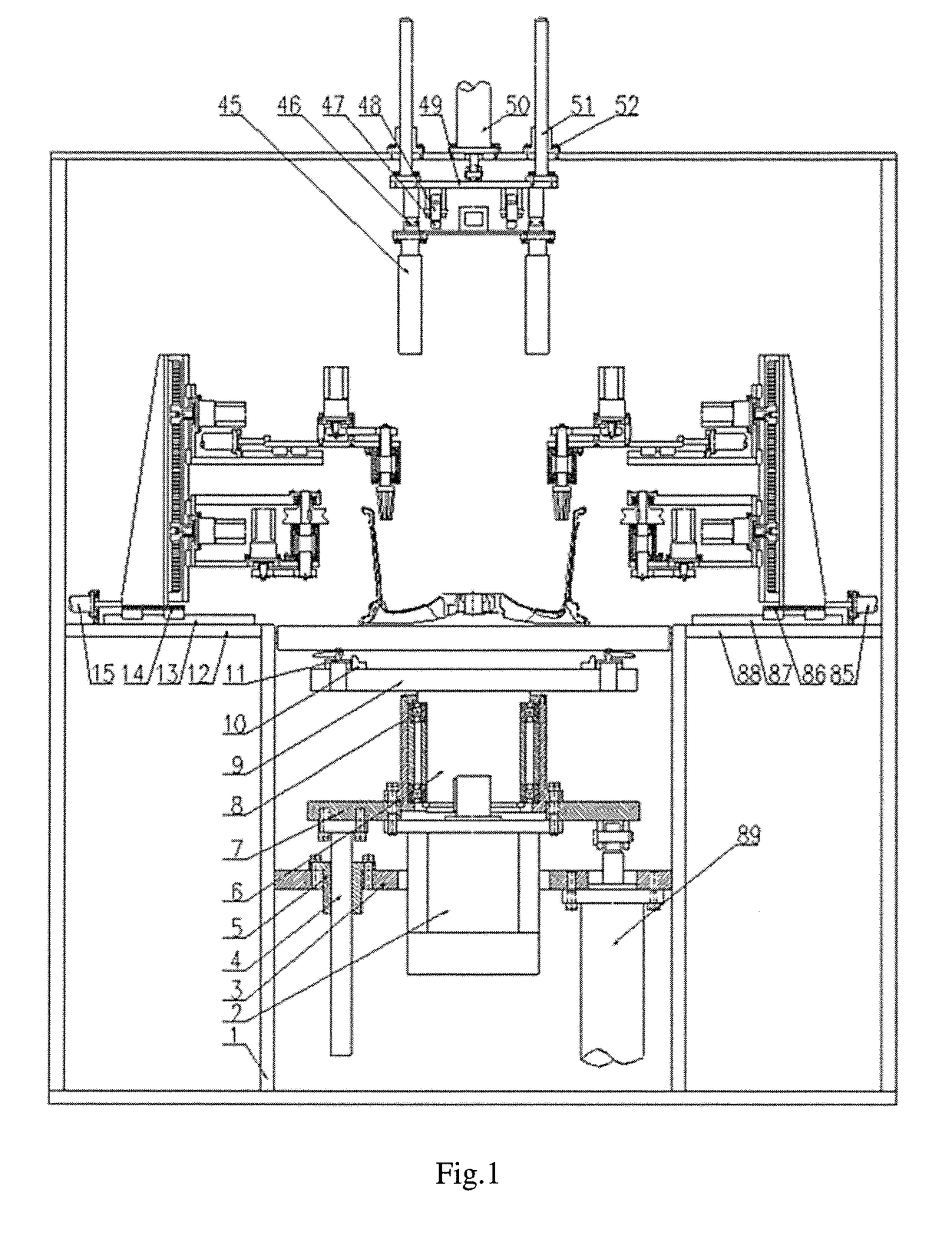 Online roundness correcting device for semifinished wheel