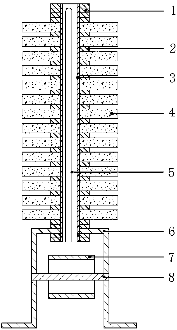 Combined pump with simple structure and easy installation