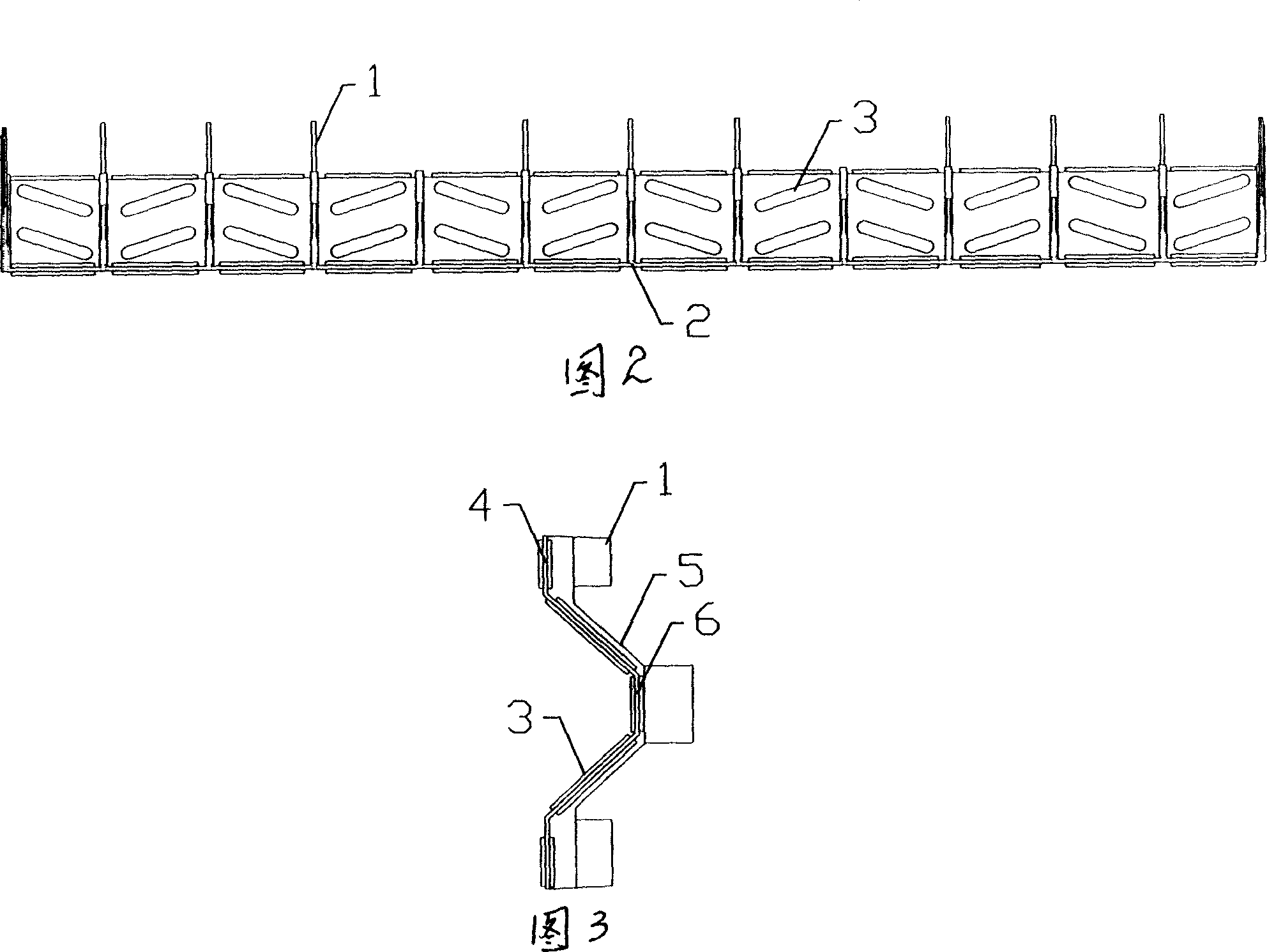 Technology for preventing water drop splashing of vertical current force cooling tower