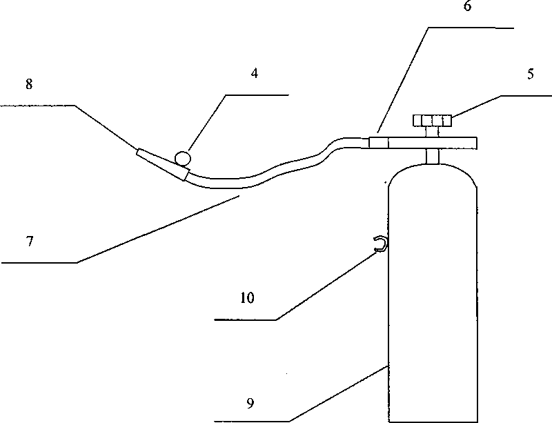 Novel spray-type oxygen cylinder