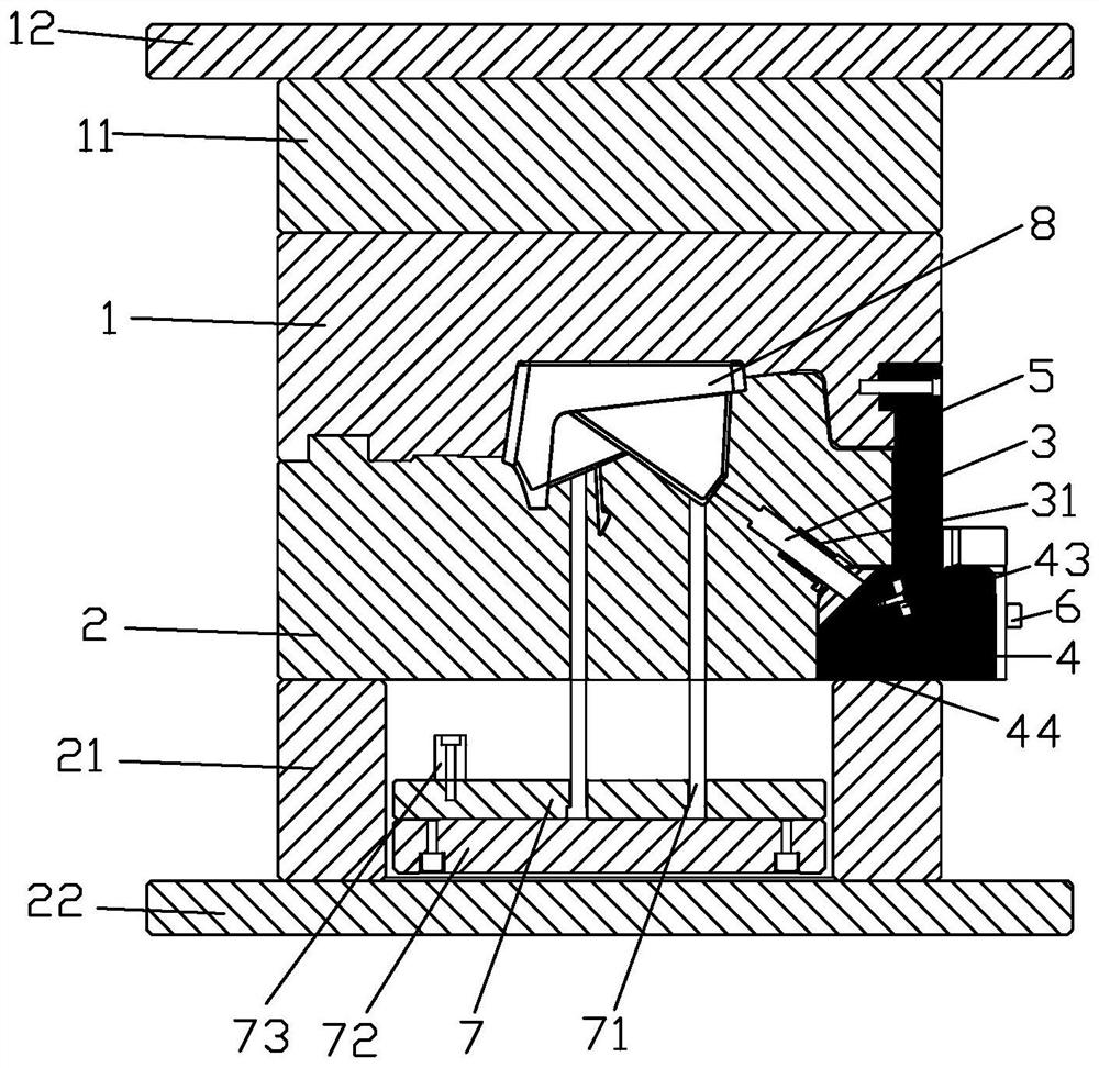 Undercut removing mechanism of injection mold