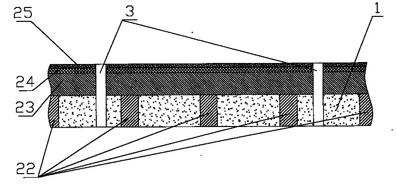 Hybrid material manhole cover and manufacturing method thereof