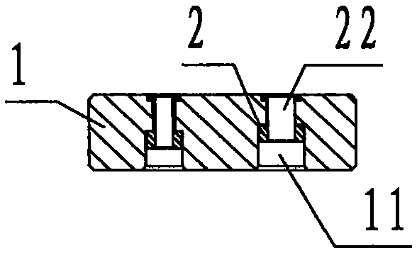 Convenient transition clamp of magnetic worktable