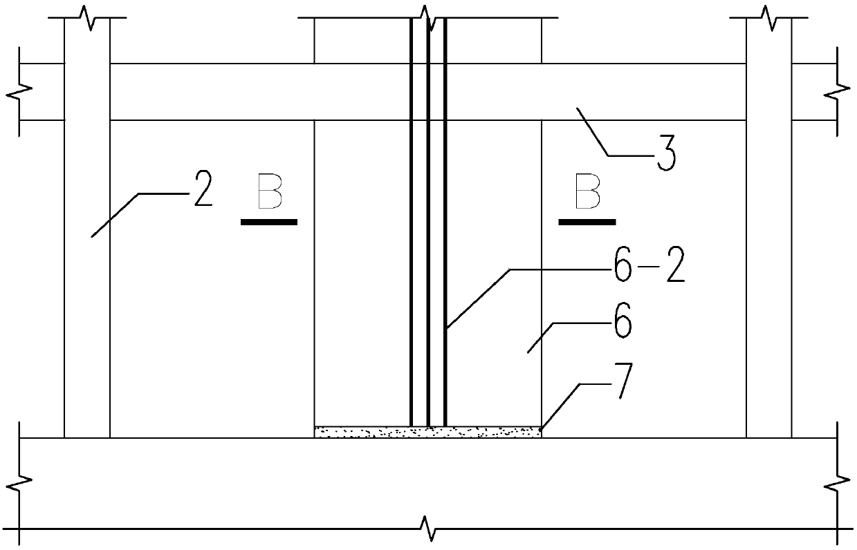 Self-resetting frame-shear wall structure for reinforcing earthquake-damaged frame and construction method