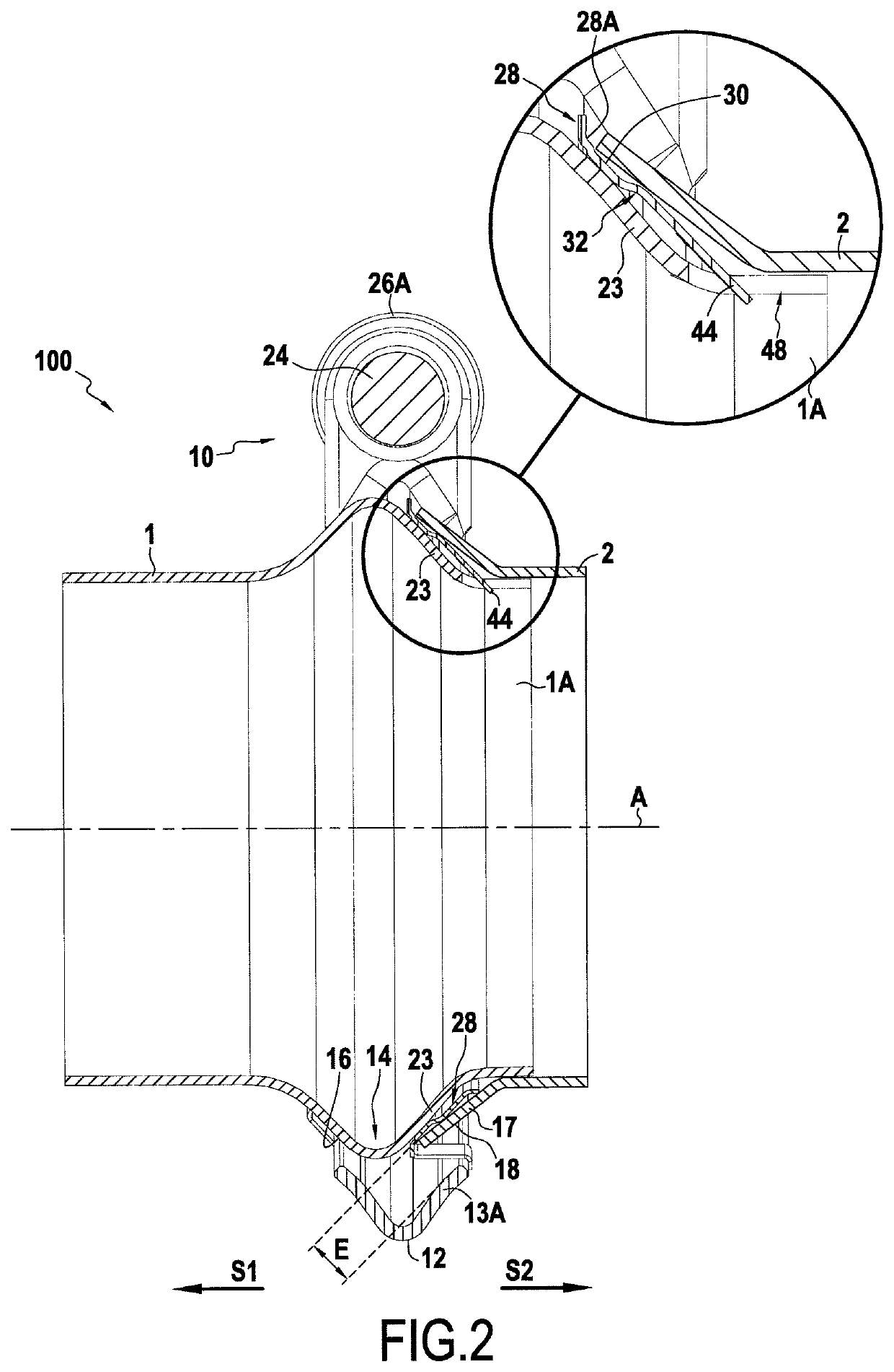 Clamping system with controlled angular positioning for connecting together two tubes