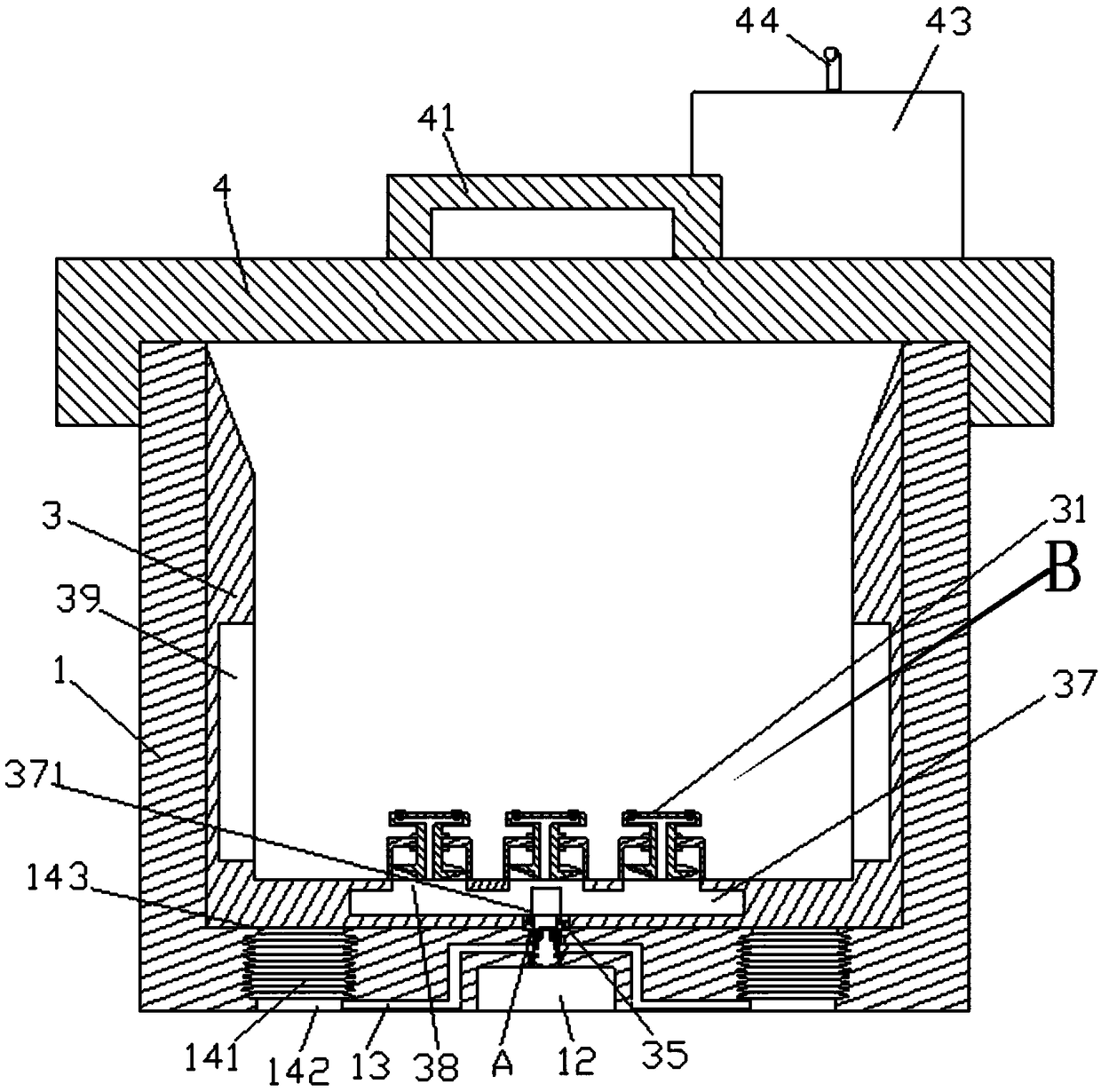 Oil-water separation apparatus capable of protecting devices and used for recycling automobiles