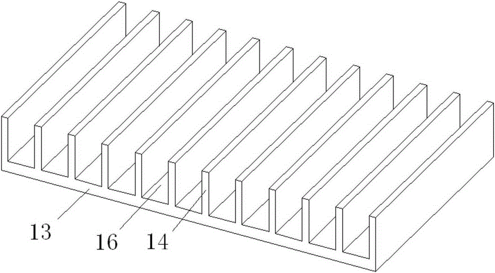 Semiconductor refrigerating module provided with solid-state fans and refrigerating container comprising semiconductor refrigerating module