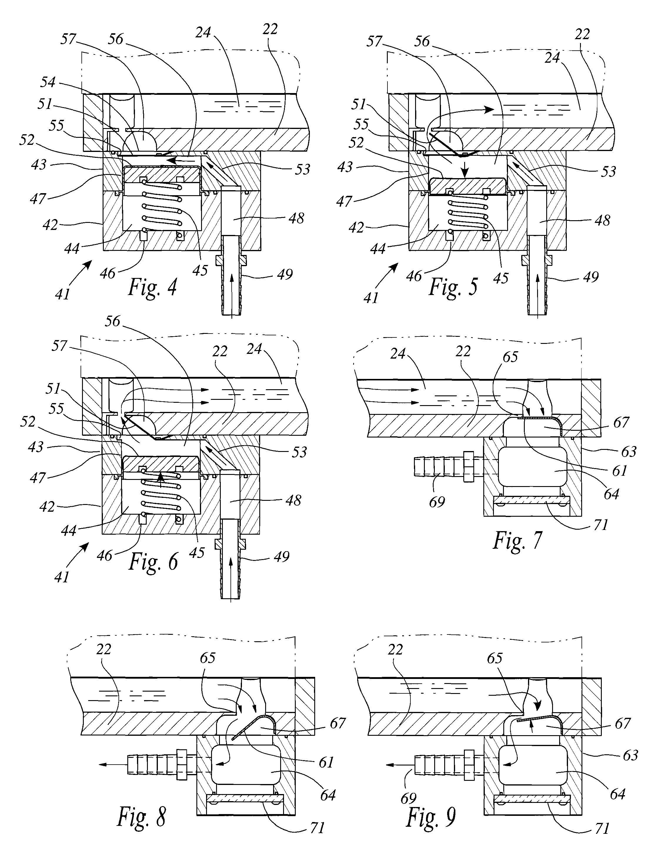 Stabilized high flow doctor blade head for transfer roller