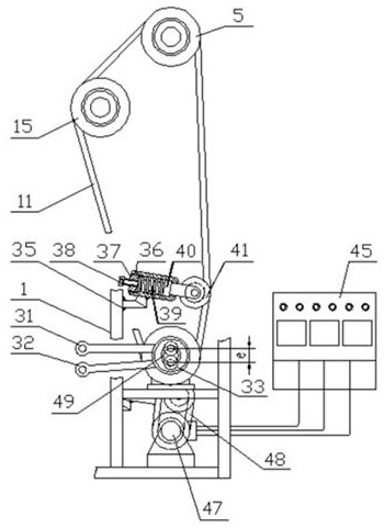 Pricklyash peel screening machine integrating smashing and winnowing functions