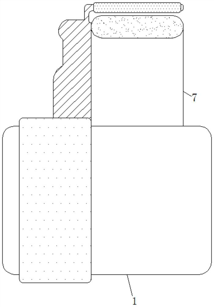 Cosmetic bottle capable of increasing pressure intensity and achieving repeated small-amount automatic extrusion