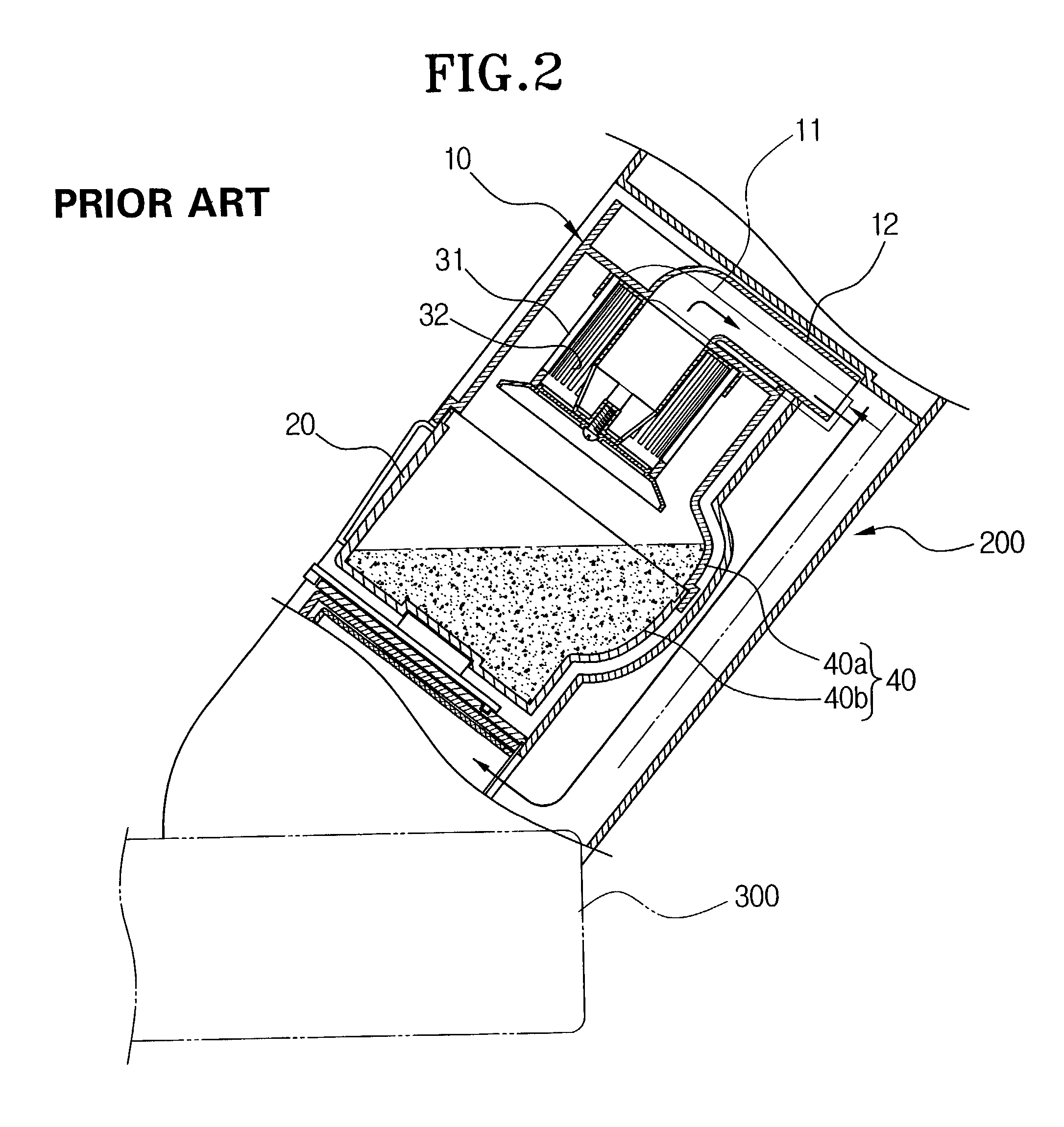 Vacuum cleaner with ultraviolet sterilization lamp