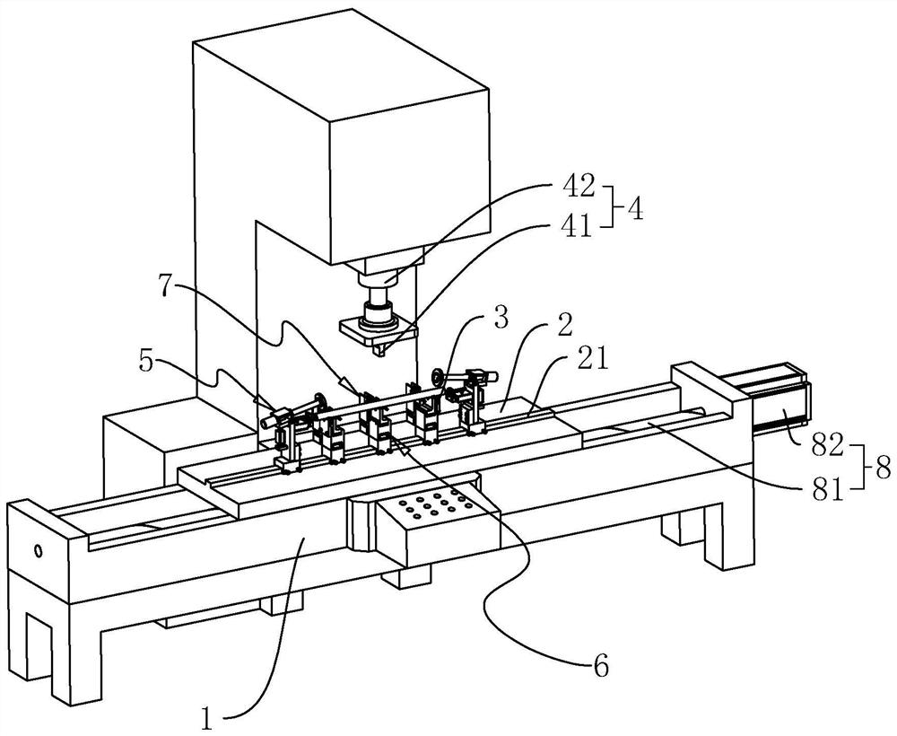 Round bar straightening device