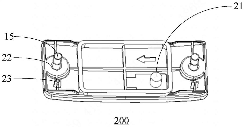 Housing assembly and camera