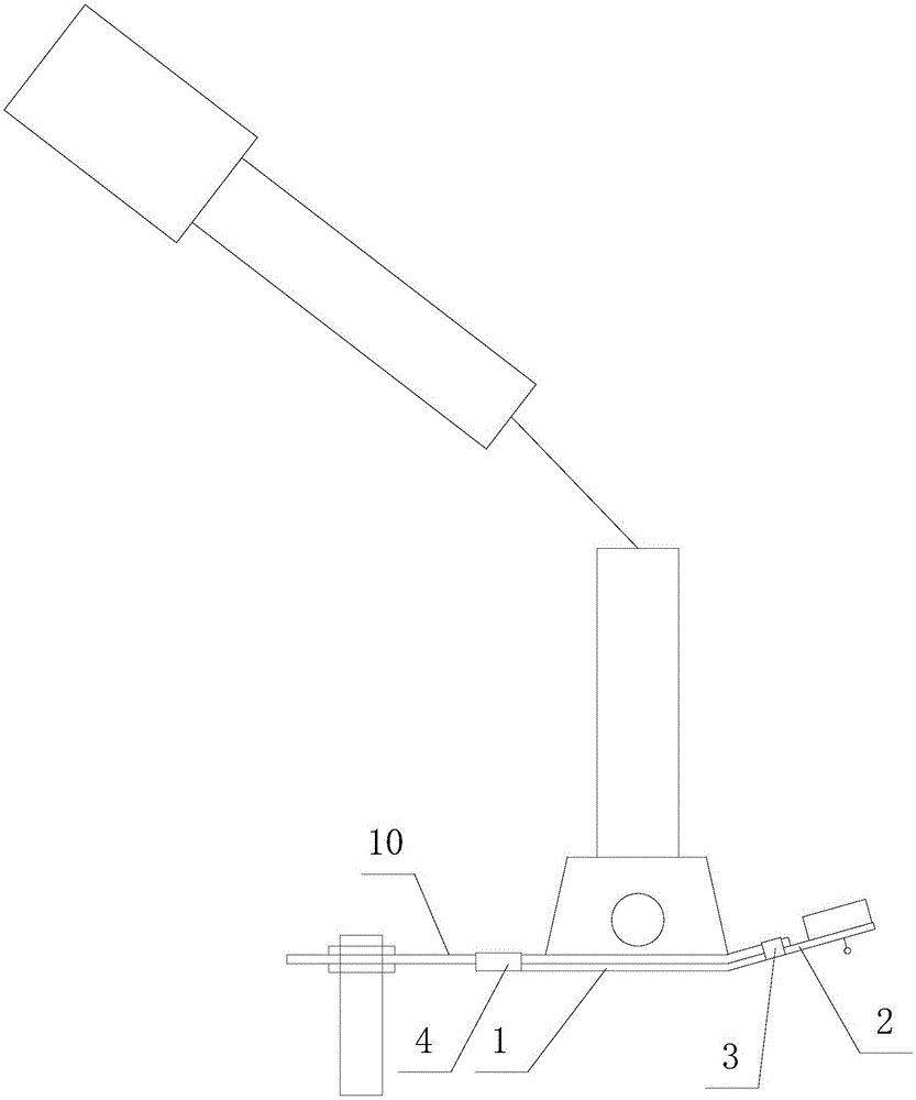 Fuse monitoring bracket for external protection of high-voltage capacitor and on-line monitoring method