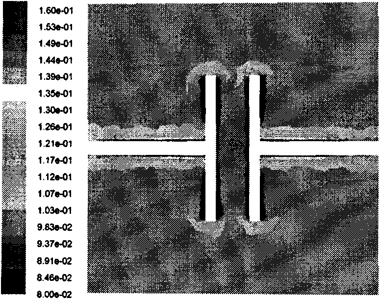 Gap discharging test device for manually simulating strong wind and sand storm and test method