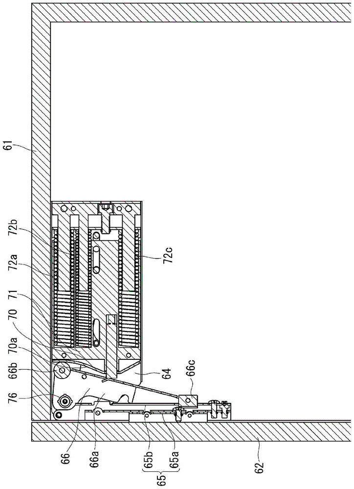 Door opening and closing device