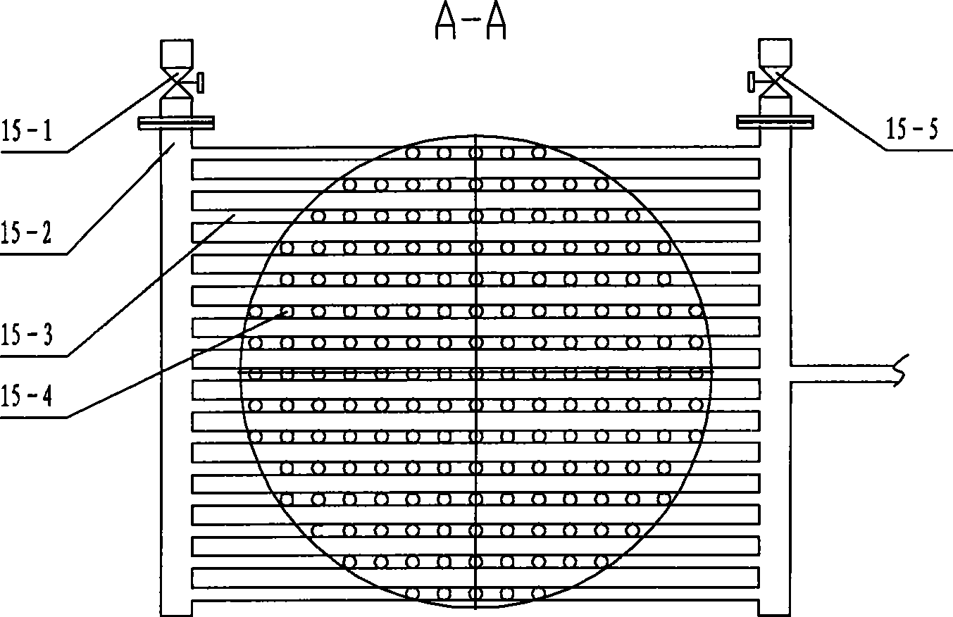 Multi-product liquid-solid fluid bed separation classification device and method