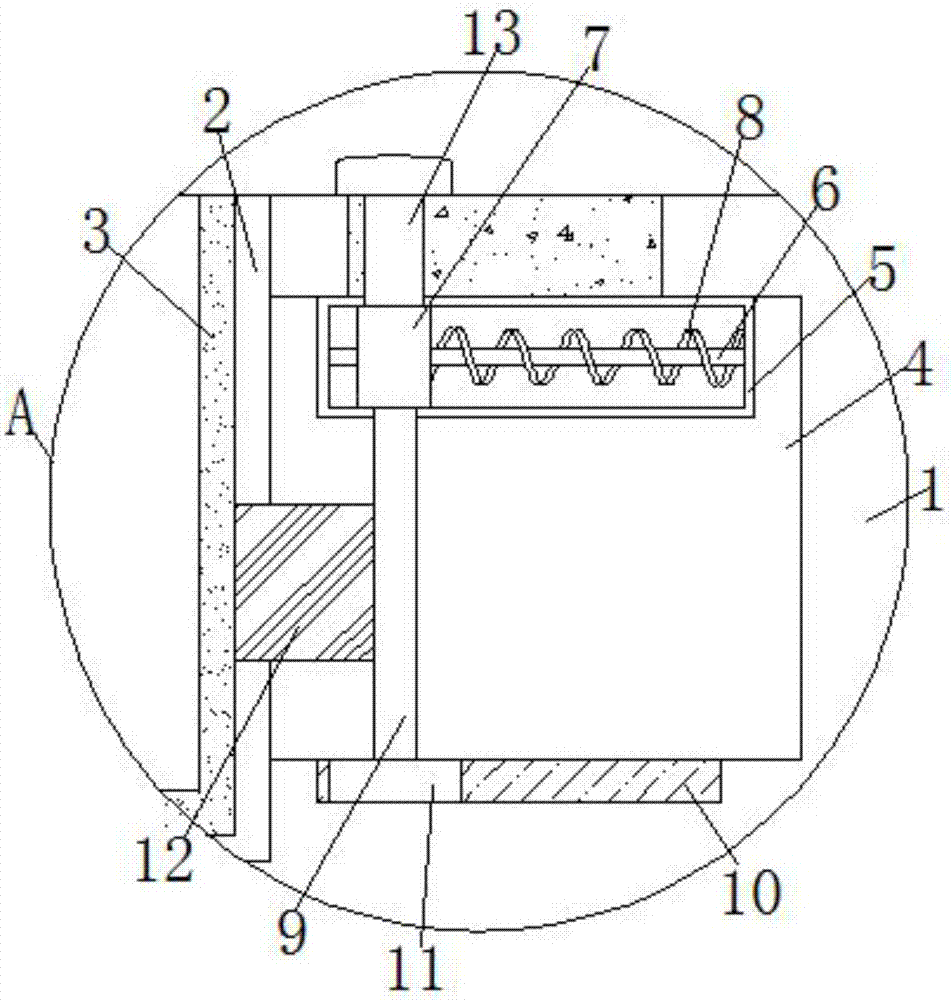 Planting device with functions that vegetation survival rate can be improved and part of structures can be recovered