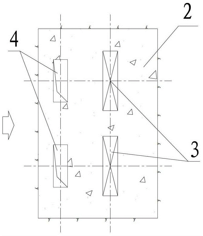 A diversion tunnel shaft sluice chamber structure arranged in a hidden body