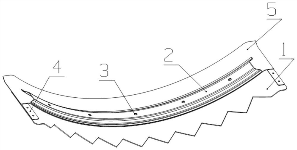 Two-dimensional nozzle flying lap joint outer cover structure