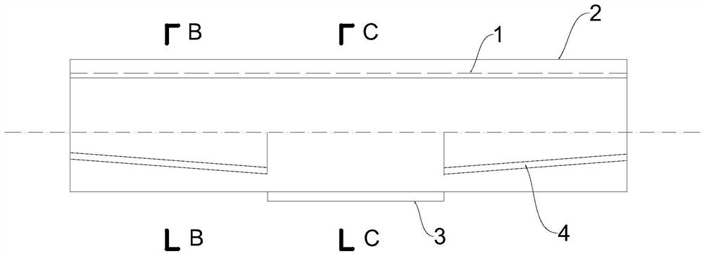 Spraying main pipe capable of preventing water accumulation and dust accumulation