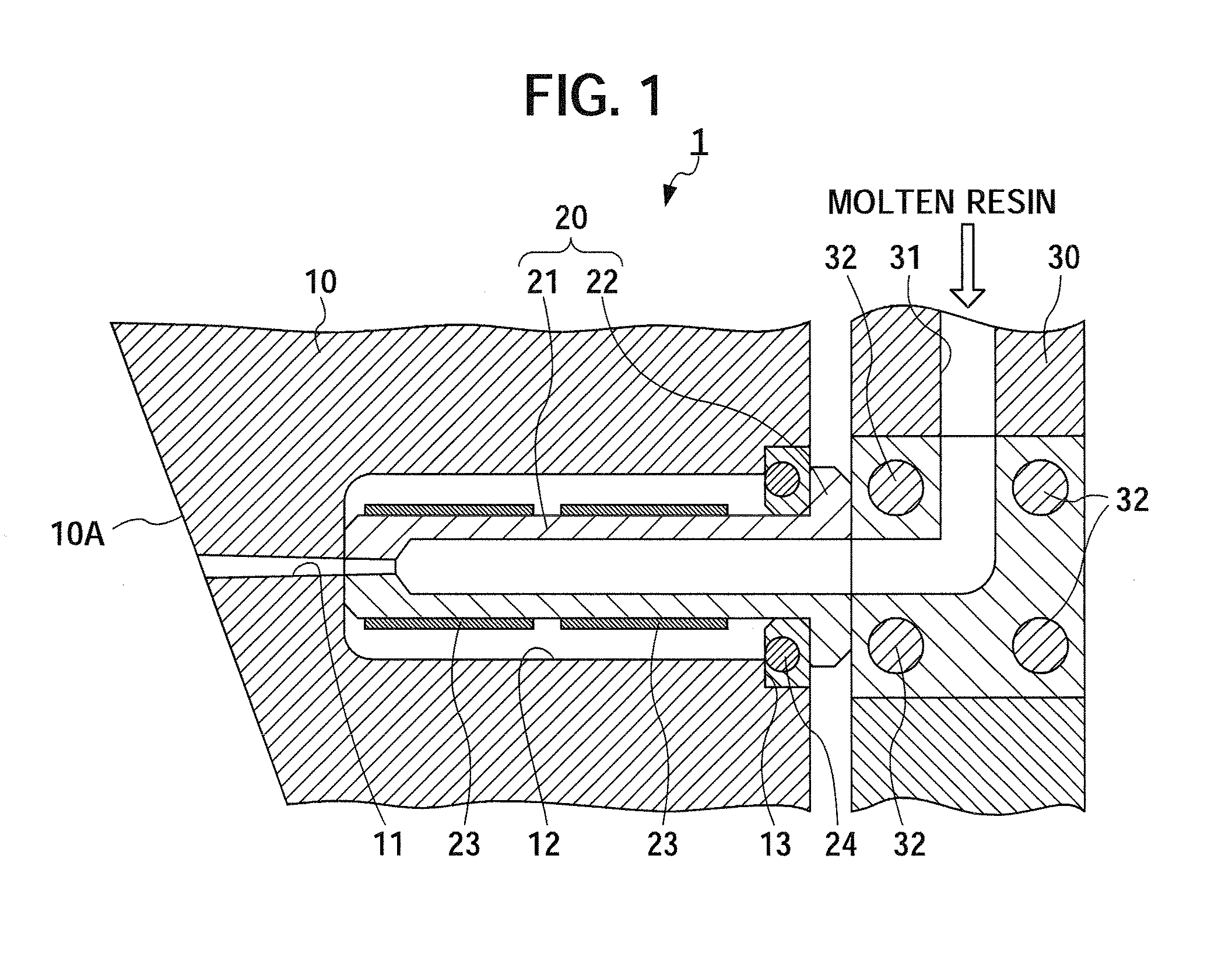 Injection molding apparatus