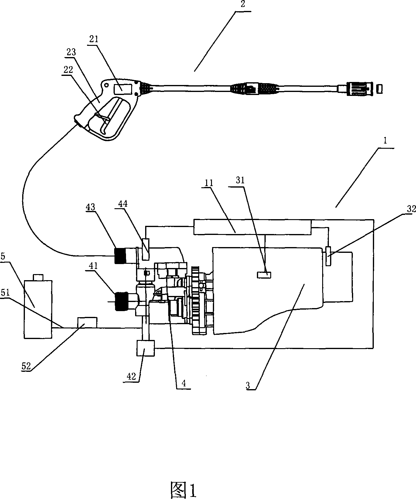 High pressure cleaning machine and operation method of the cleaning machine