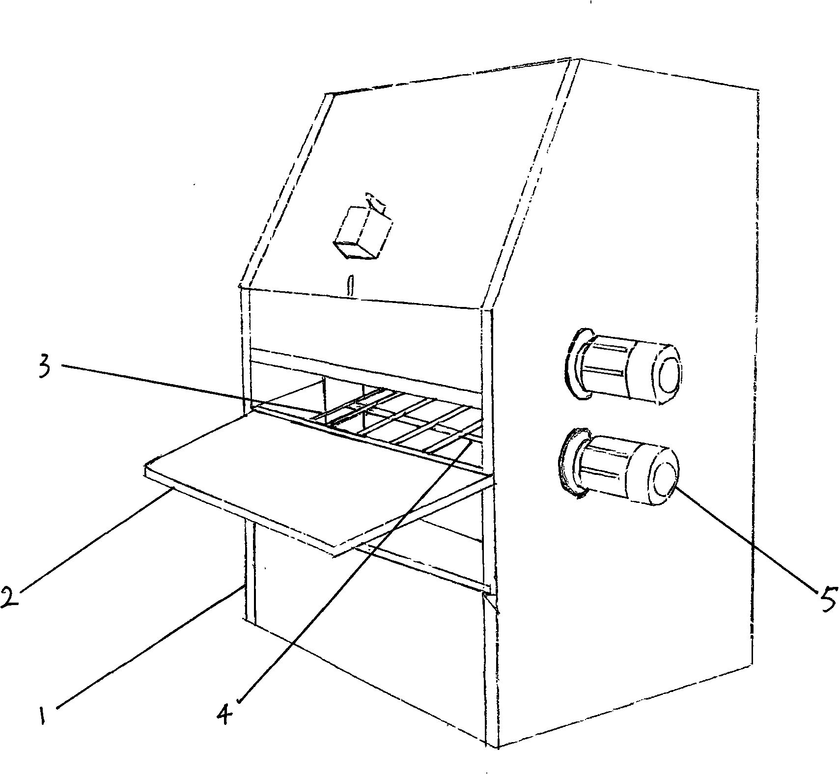 Machine for cleaning feather pillow