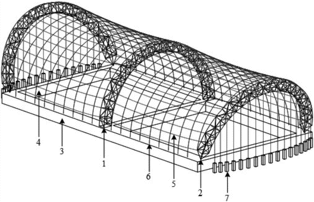 Self-balancing cable net structure capable of moderating wind load