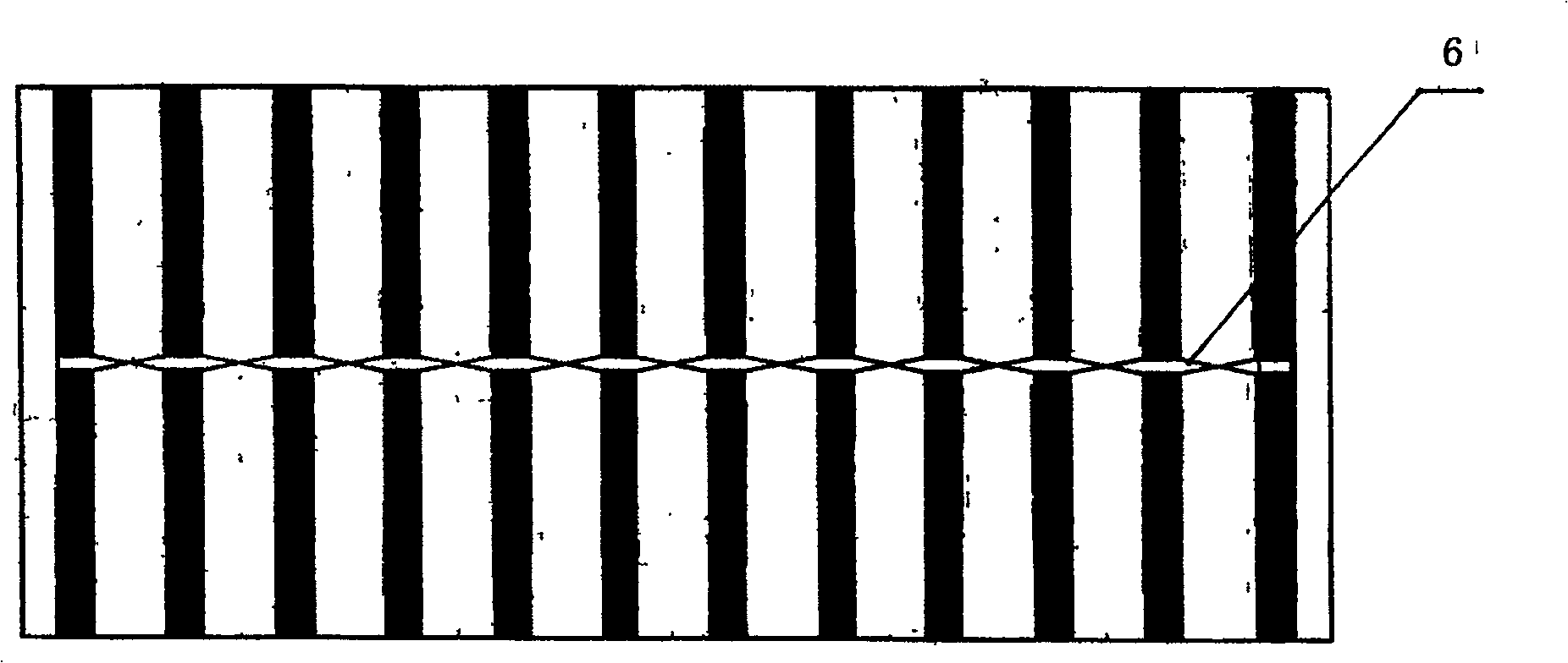 Packaging mesh bag capable of automatic unhooking and removing, and operation method thereof