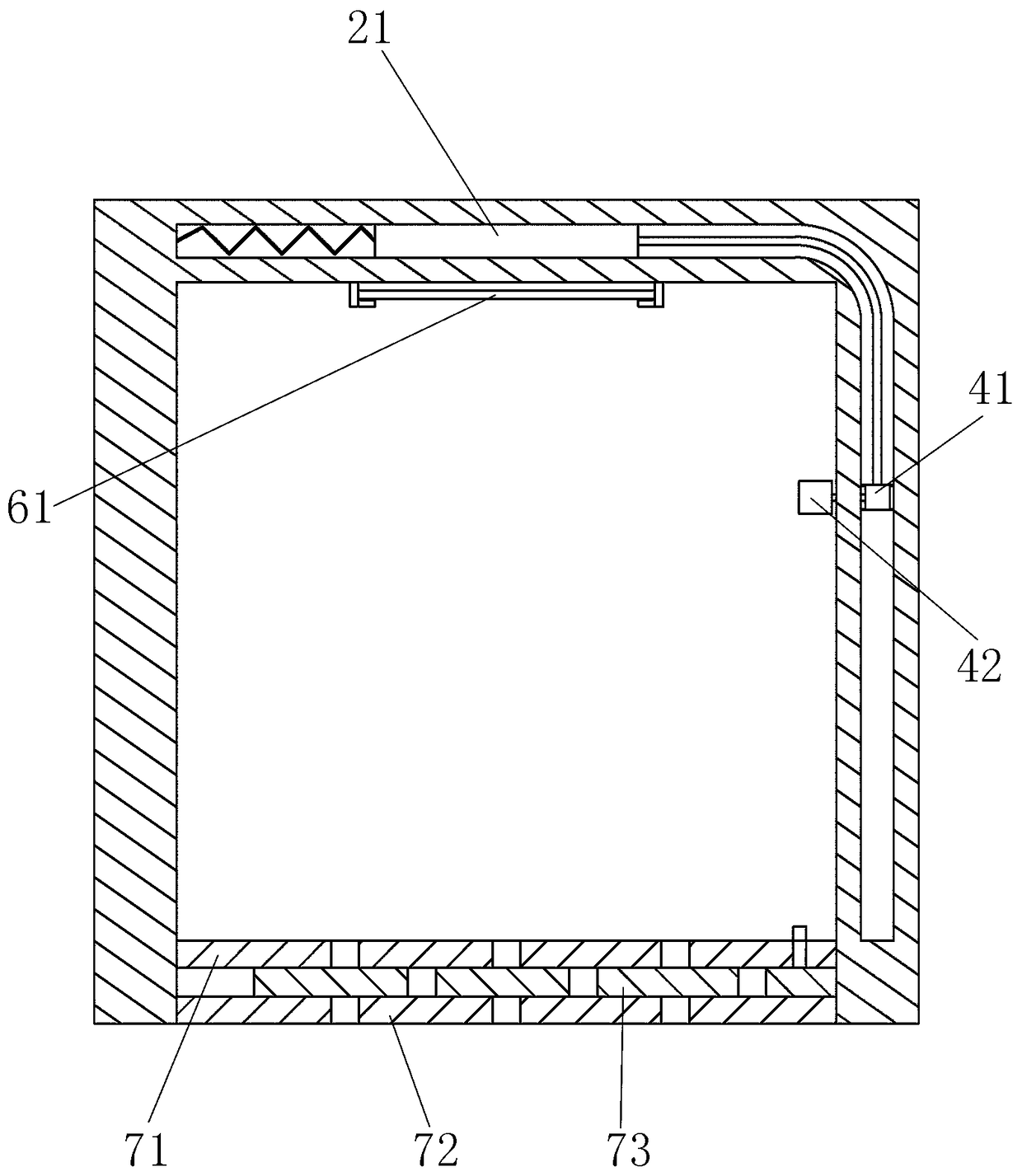 A traction elevator with controllable airflow