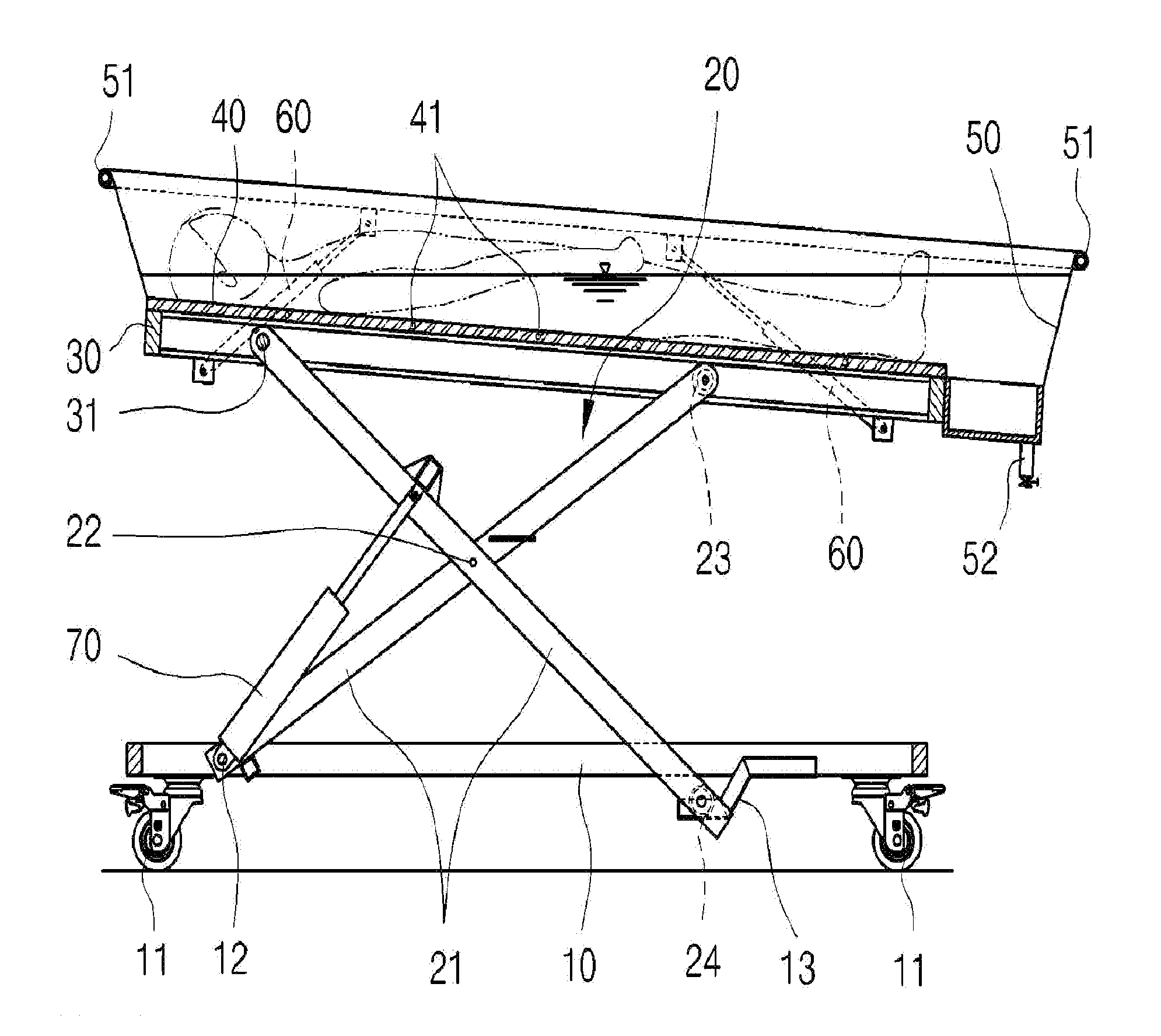 Bed provided with a bathtub