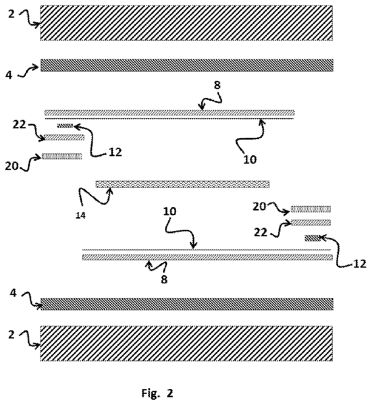 Switchable laminated glazing with improved bus bar