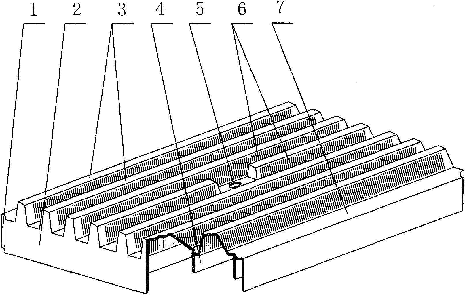 Strip combined filter plate and filter chamber using same