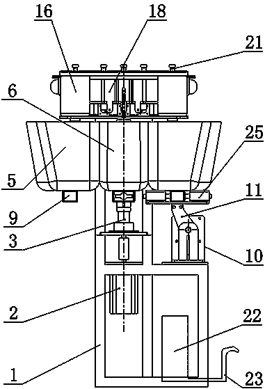 Automatic charging mechanism of intelligent cooker