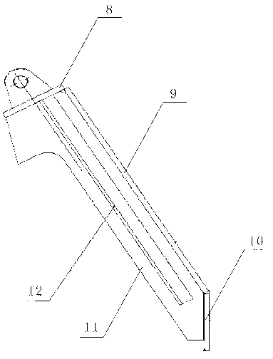 Bilateral mechanism for automatically regulating feeding of high-pressure roller mill