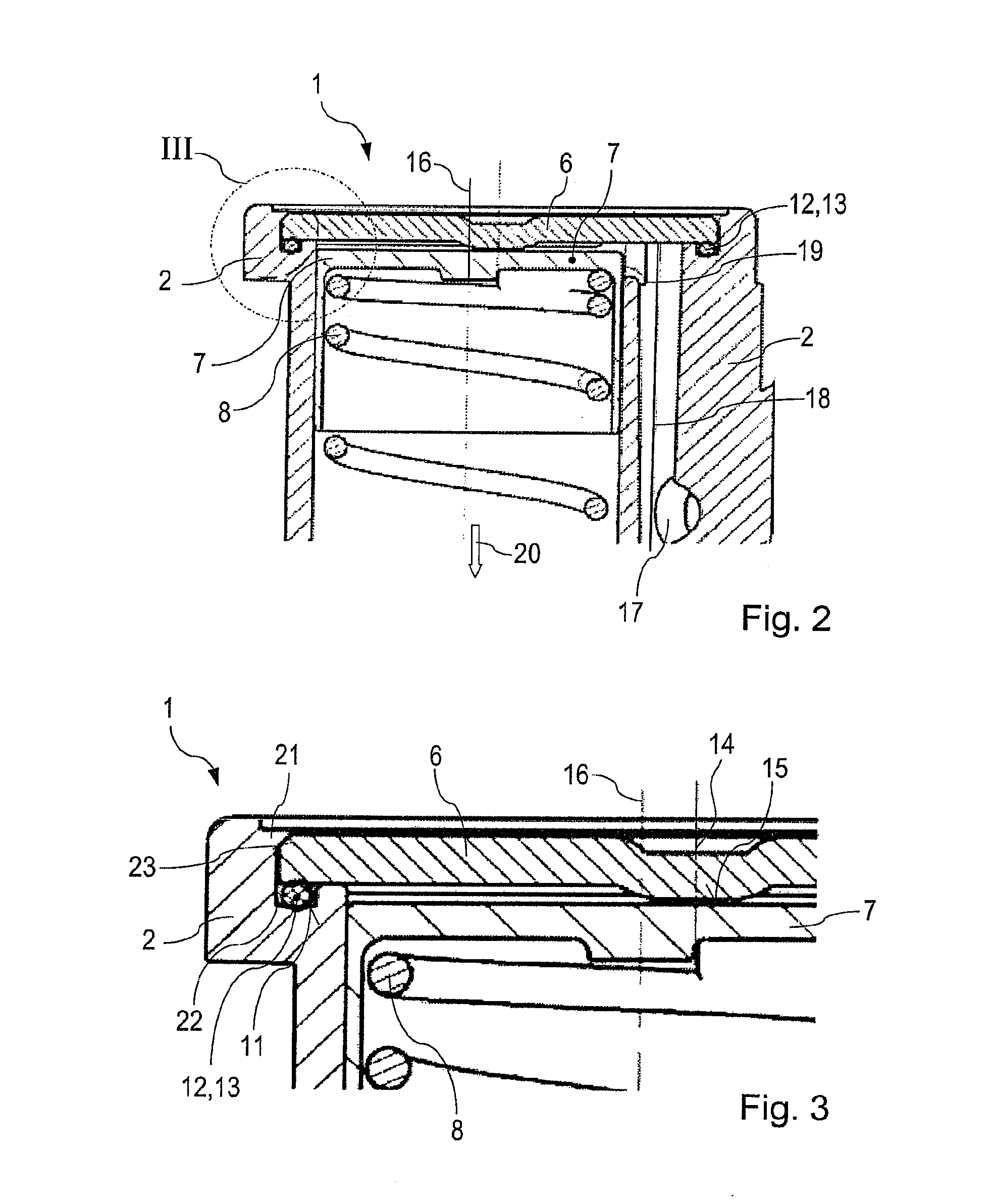 Housing bell with integrated pressure accumulator having a flanged cover