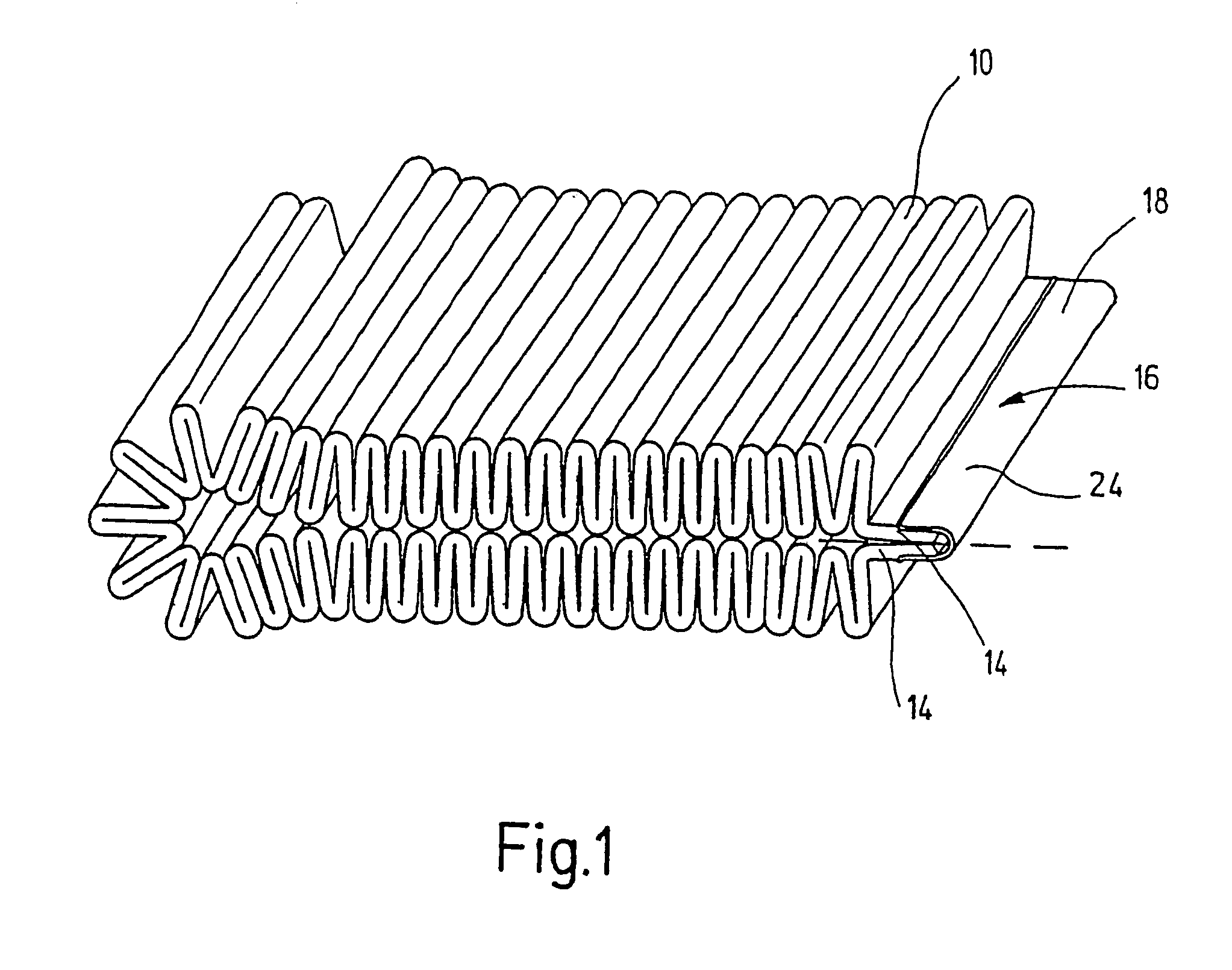 Method for producing a connection interface in a filter element and device for producing the same