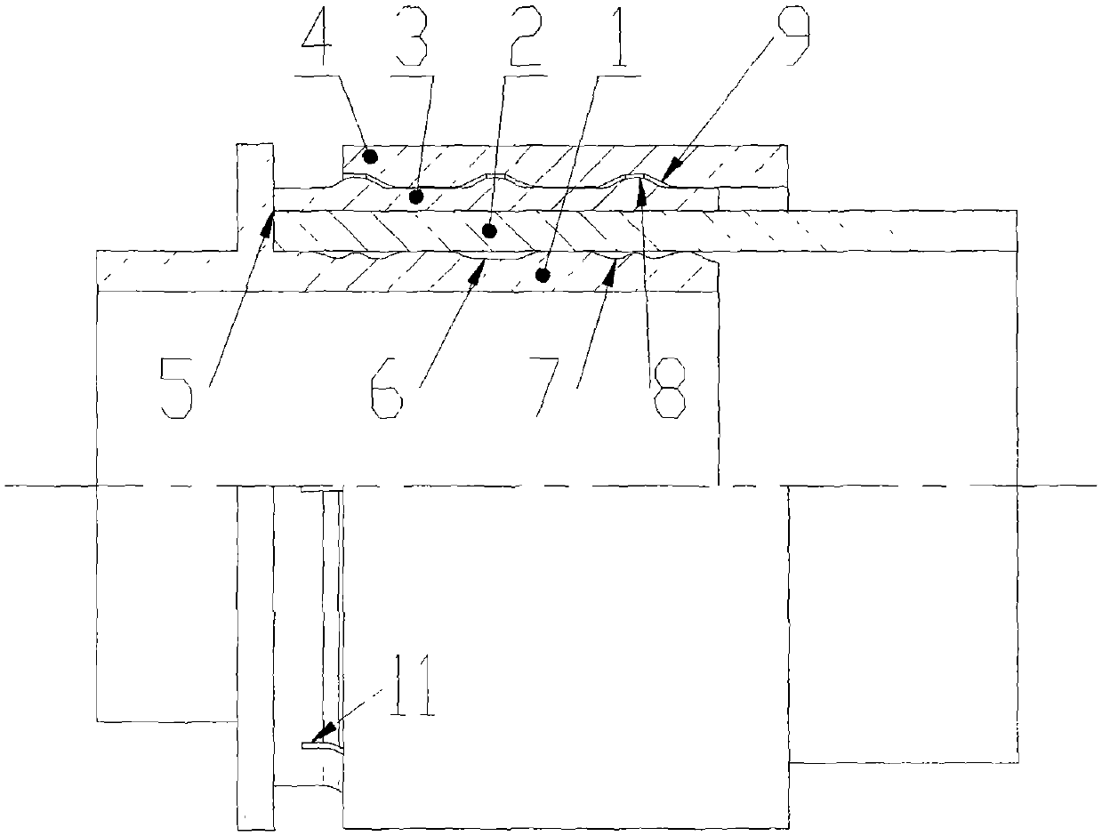 Connecting device for polymer pipeline and metal joint