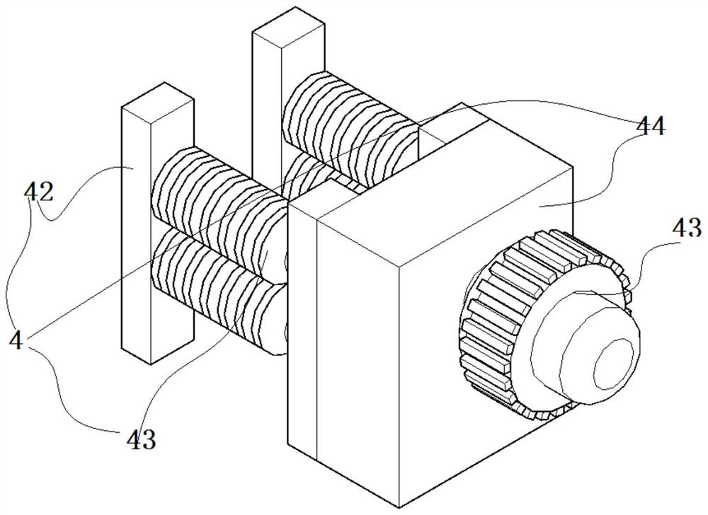 Non-woven fabric feeding and pleating device for mask processing