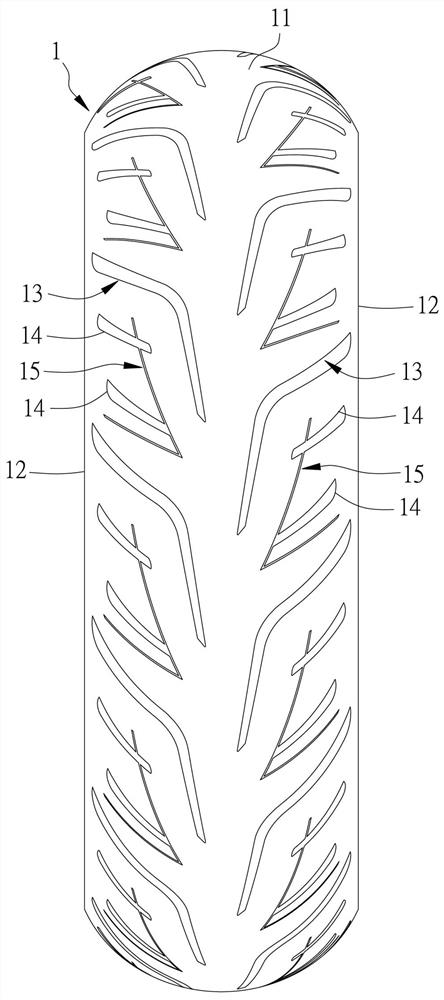 Tire with enhanced drainage ability