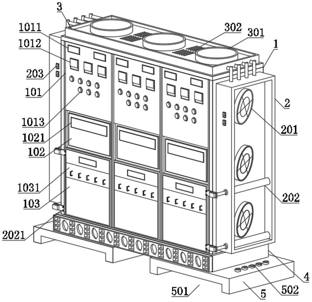 Low-voltage switch equipment with active cooling assembly and implementation method of low-voltage switch equipment